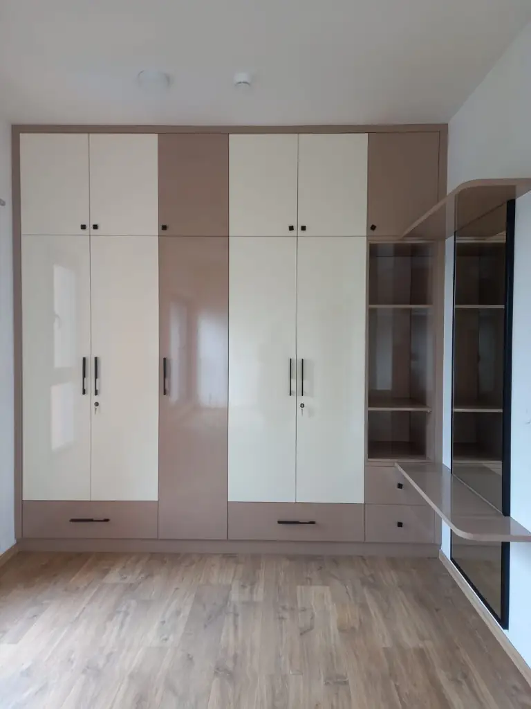 Modular furniture by Vibgyor Interiors near Hoodi